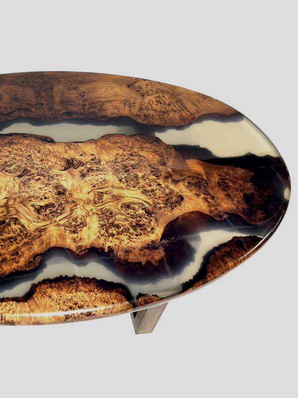 Oval maple/thermo clear matt table