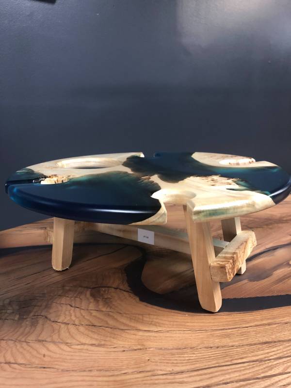 WINE EPOXY AND WOOD TABLE (29)