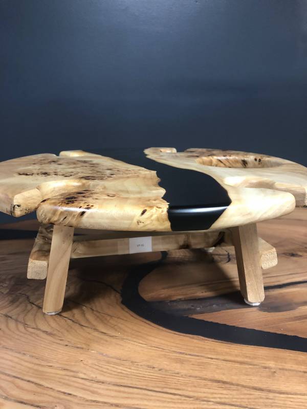 WINE EPOXY AND WOOD TABLE (31)