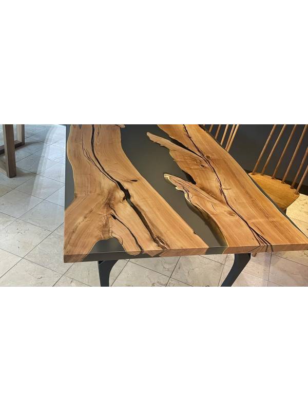 Dining acacia wood and epoxy resin table