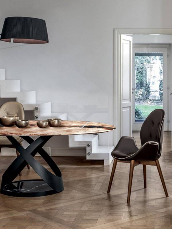 Oval maple stone table
