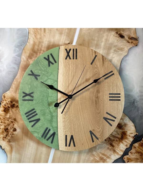 Epoxy and wood wall clock (01)