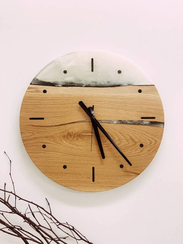 Epoxy and wood wall clock (16)