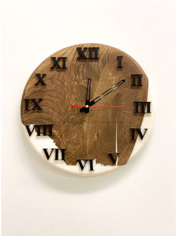 Epoxy and wood wall clock (22)