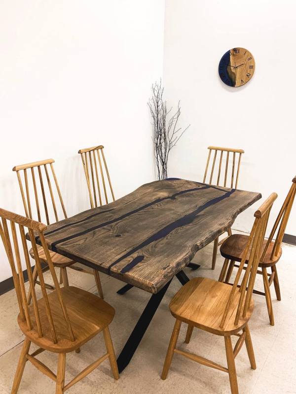 Dining Oak epoxy resin table