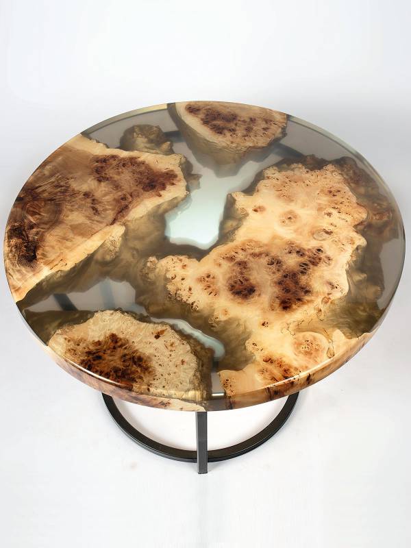 Coffee table maple clear epoxy resin