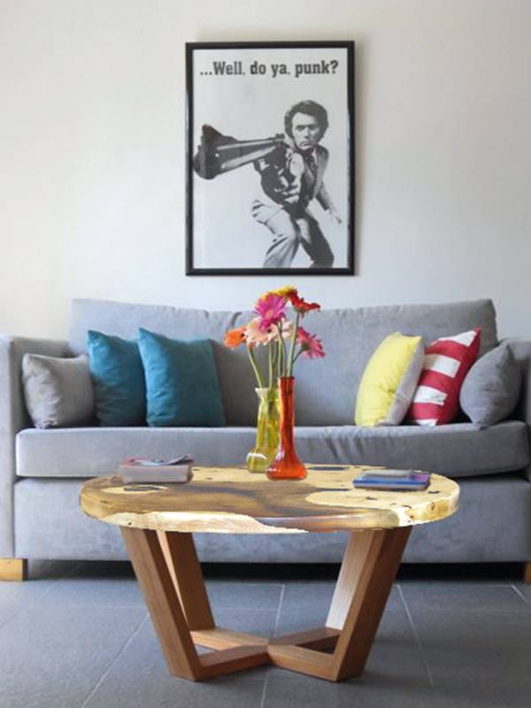 Coffee table maple clear-yellow epoxy resin