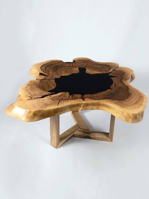 Coffee table maple black epoxy resin