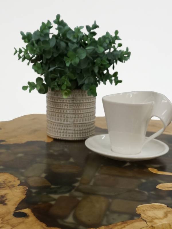 Coffee table stone and epoxy resin
